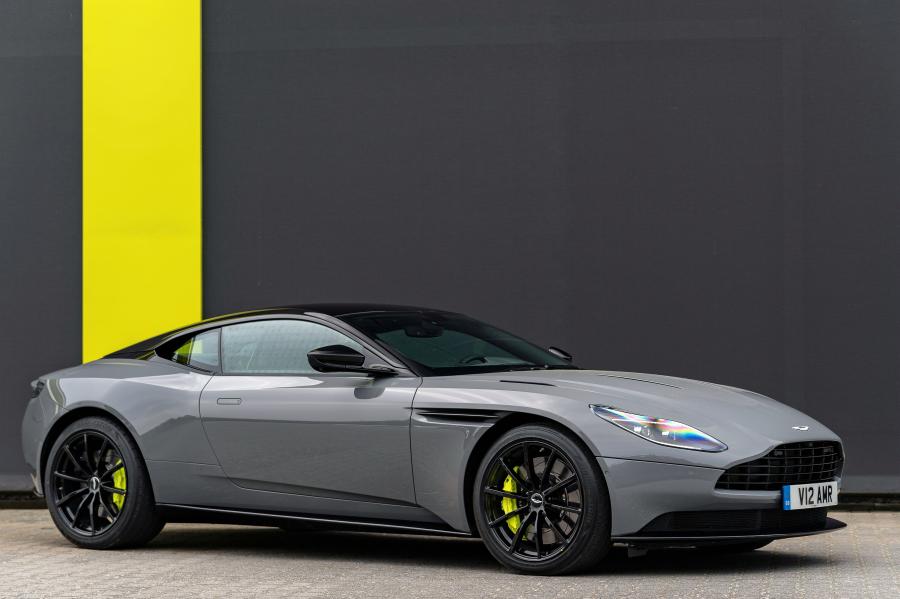  Aston Martin DB11 AMR 2018 года  (WW) (фото 34 из 43)